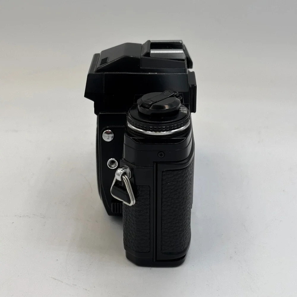 Minolta X-700 MPS 35mm SLR Film Camera Black Body ONLY *FOR PARTS OR REPAIR*